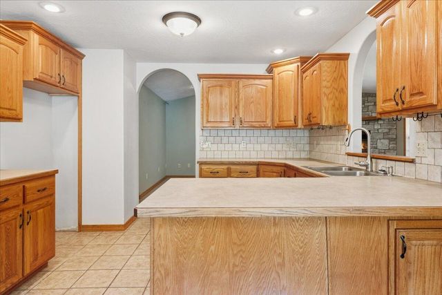 580 Cedar Hill Lane, Marshfield, MO 65706