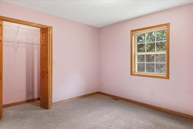 580 Cedar Hill Lane, Marshfield, MO 65706