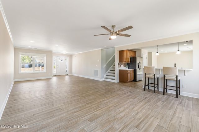 8512 Old Forest Drive NE, Leland, NC 28451