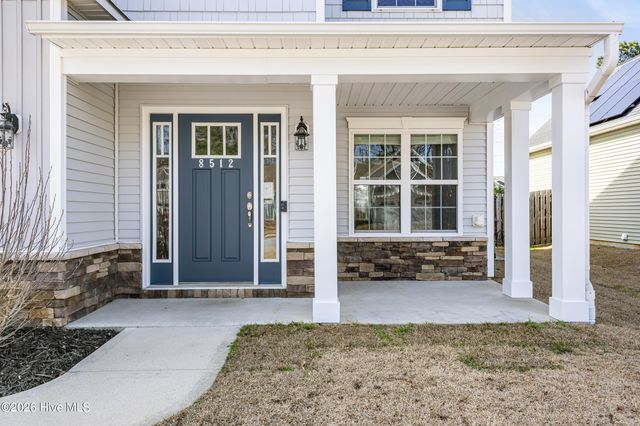 8512 Old Forest Drive NE, Leland, NC 28451