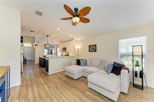 11204 CORALBEAN DRIVE, Lakewood Ranch, FL 34202