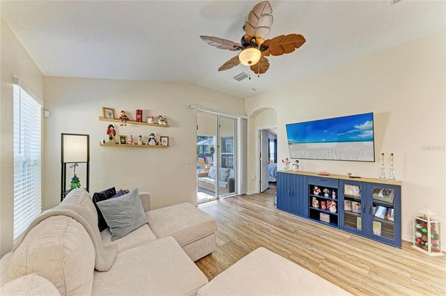 11204 CORALBEAN DRIVE, Lakewood Ranch, FL 34202