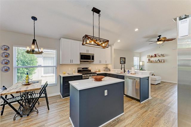 11204 CORALBEAN DRIVE, Lakewood Ranch, FL 34202