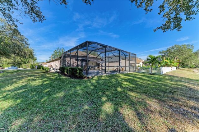11204 CORALBEAN DRIVE, Lakewood Ranch, FL 34202