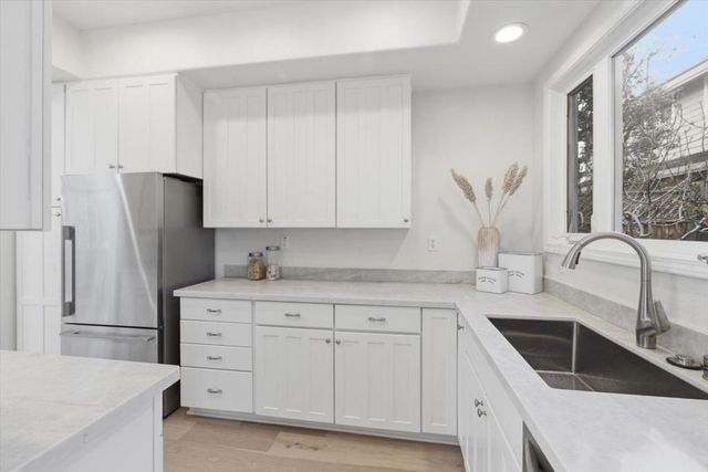 120 Orchard Avenue, Mountain View, CA 94043