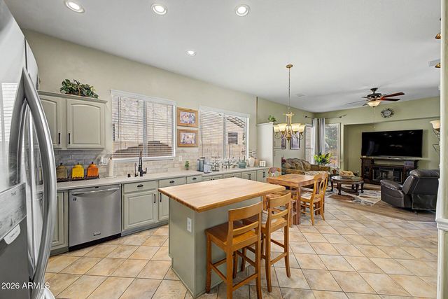 765 W EBONY Way, Chandler, AZ 85248