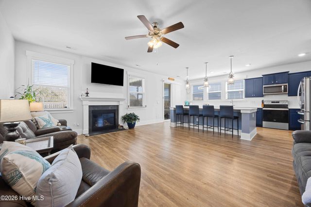 502 Edgewater Way, Holly Ridge, NC 28445