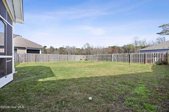 502 Edgewater Way, Holly Ridge, NC 28445