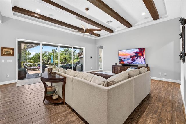 6104 SHADOWLAKE DRIVE, Apollo Beach, FL 33572
