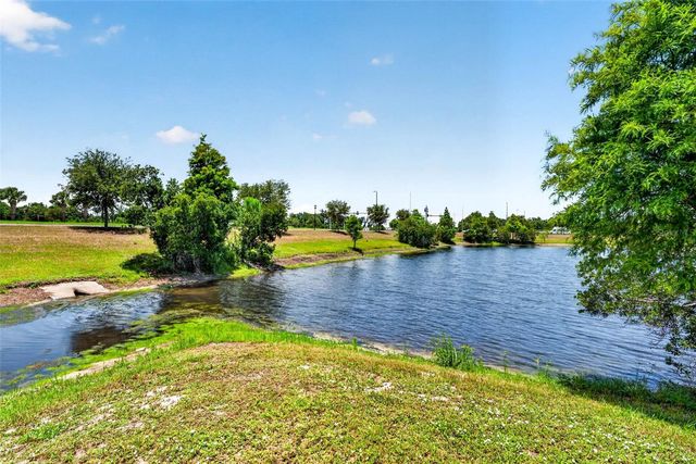 6104 SHADOWLAKE DRIVE, Apollo Beach, FL 33572