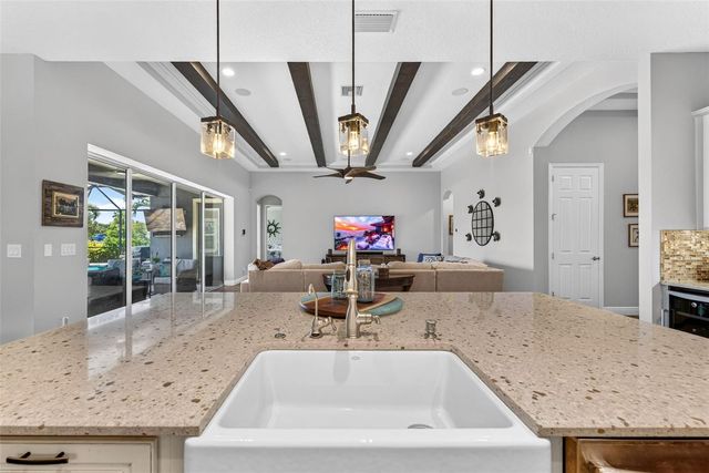 6104 SHADOWLAKE DRIVE, Apollo Beach, FL 33572