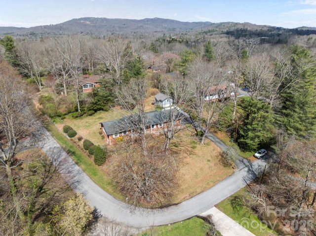 3124 Primrose Drive 10, Hendersonville, NC 28792