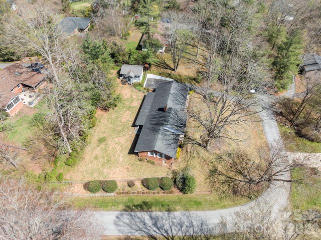 3124 Primrose Drive 10, Hendersonville, NC 28792