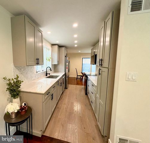 1323 SWOPE DRIVE, Boiling Springs, PA 17007