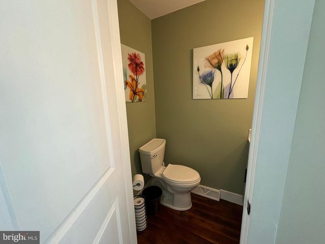 1323 SWOPE DRIVE, Boiling Springs, PA 17007