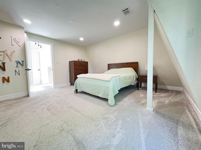 1323 SWOPE DRIVE, Boiling Springs, PA 17007