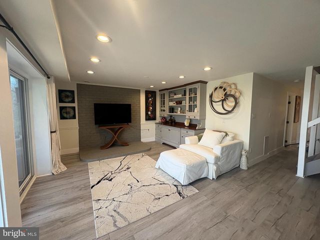 1323 SWOPE DRIVE, Boiling Springs, PA 17007