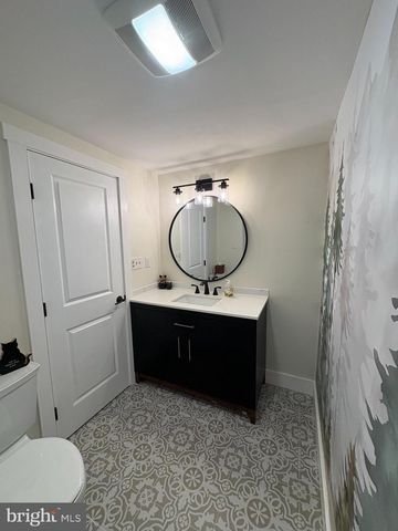 1323 SWOPE DRIVE, Boiling Springs, PA 17007