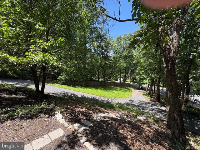 1323 SWOPE DRIVE, Boiling Springs, PA 17007