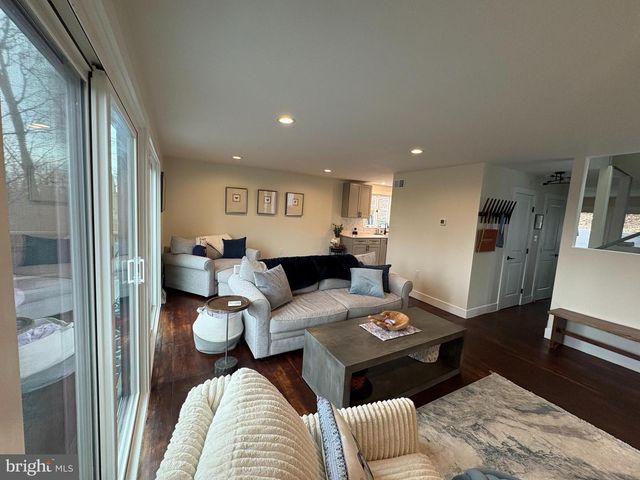 1323 SWOPE DRIVE, Boiling Springs, PA 17007