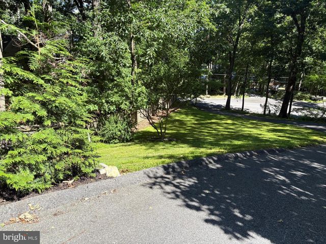 1323 SWOPE DRIVE, Boiling Springs, PA 17007