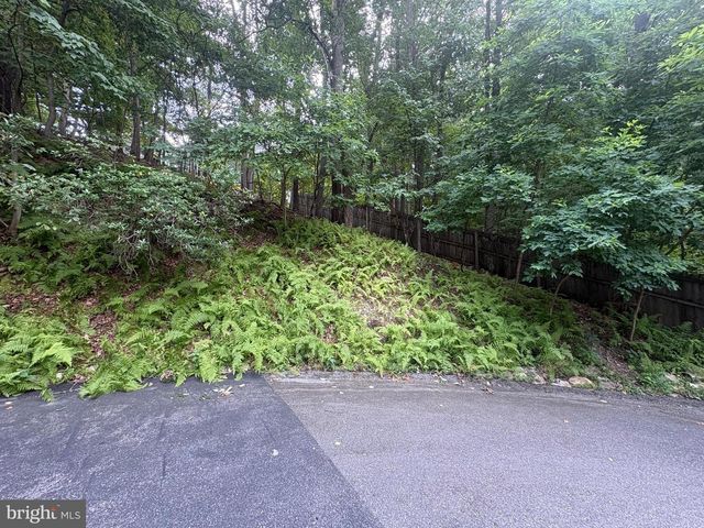 1323 SWOPE DRIVE, Boiling Springs, PA 17007