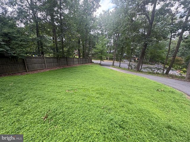 1323 SWOPE DRIVE, Boiling Springs, PA 17007