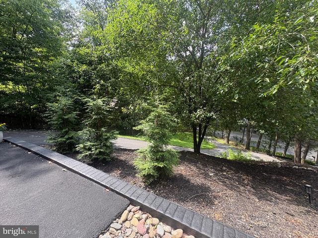 1323 SWOPE DRIVE, Boiling Springs, PA 17007