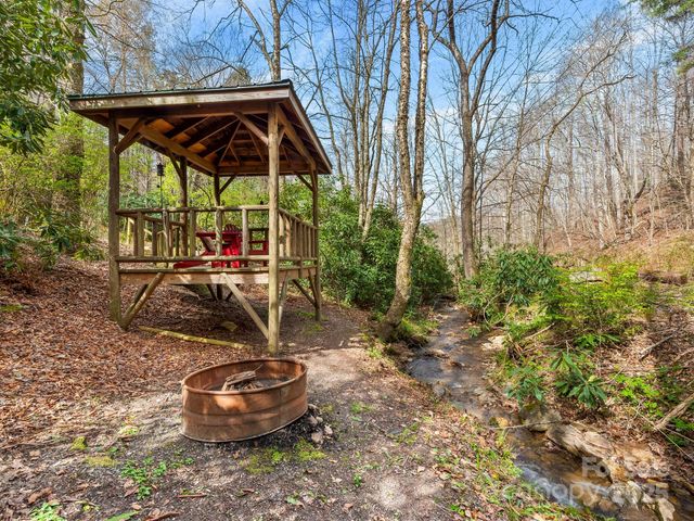 70 Fox Run, Hot Springs, NC 28743
