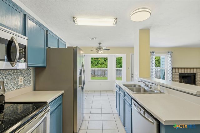 213 W Anderson Avenue, Copperas Cove, TX 76522