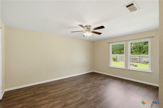 213 W Anderson Avenue, Copperas Cove, TX 76522