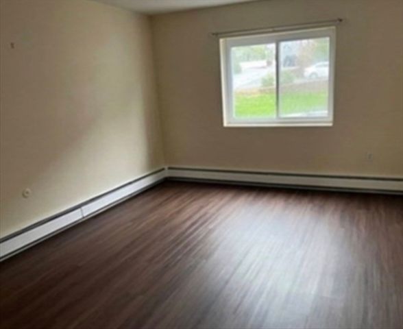 12 Cox Ct 2, Beverly, MA 01915