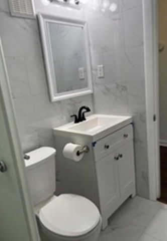 12 Cox Ct 2, Beverly, MA 01915