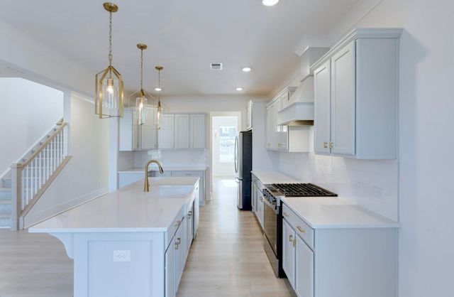 1008 Field Sparrow Drive, Ravenel, SC 29470