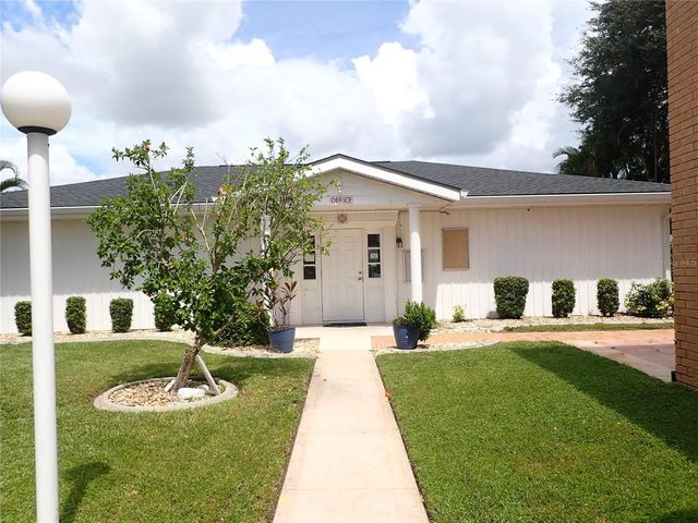 4158 TAMIAMI TRAIL J5, Port Charlotte, FL 33952