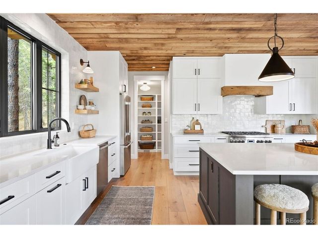 5157 Mountain Vista Ln, Evergreen, CO 80439