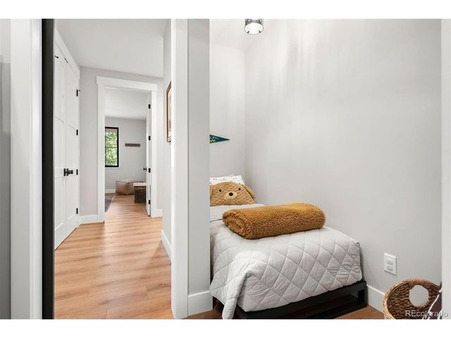 5157 Mountain Vista Ln, Evergreen, CO 80439