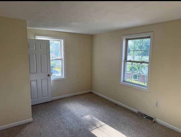781 Boston Rd, Billerica, MA 01821