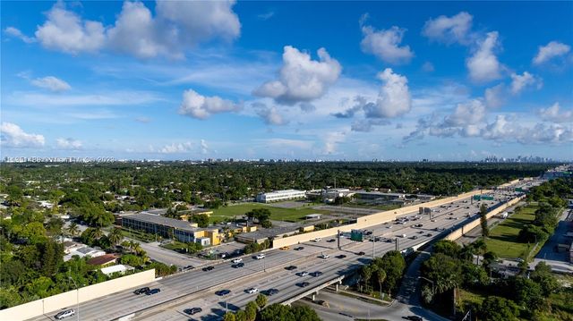 665 NW 151st St, Miami, FL 33169