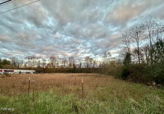 109 L P Auer Road, Johnson City, TN 37604