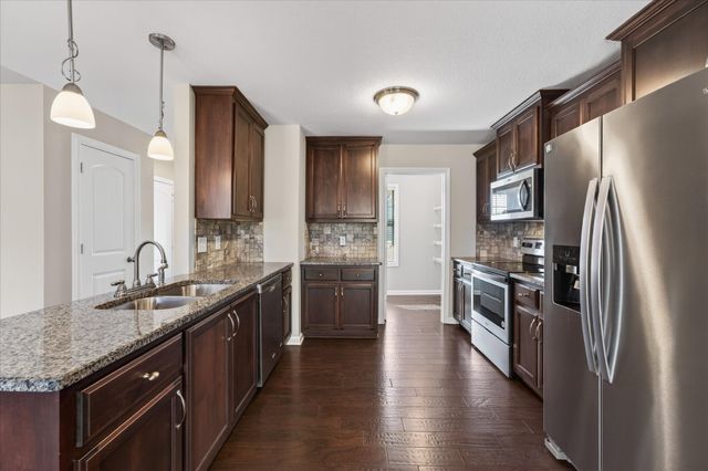 1193 Gentry Dr, Clarksville, TN 37043