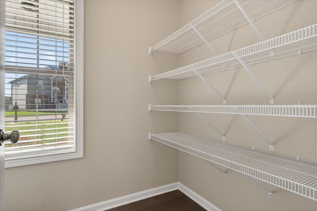 1193 Gentry Dr, Clarksville, TN 37043