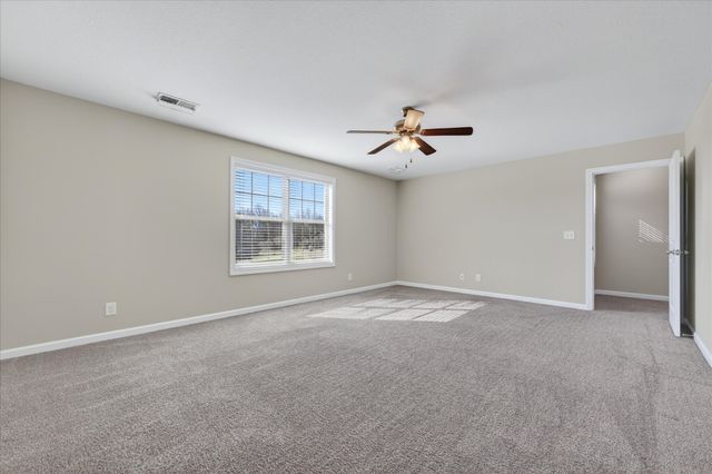 1193 Gentry Dr, Clarksville, TN 37043