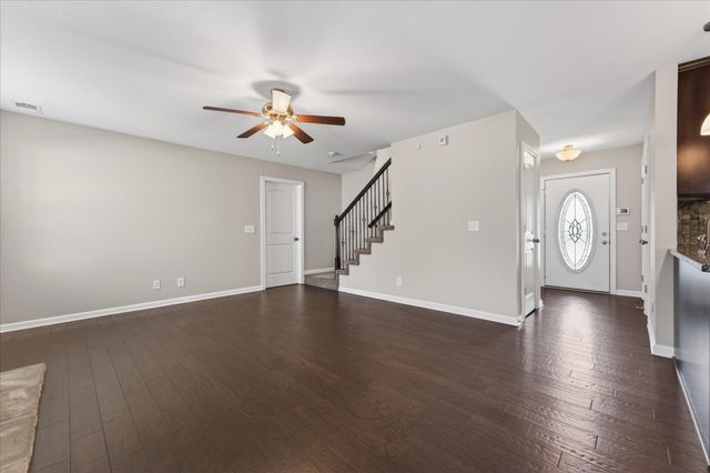 1193 Gentry Dr, Clarksville, TN 37043