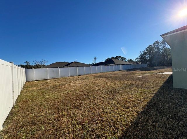 10 SQUIRREL PLACE, Palm Coast, FL 32164