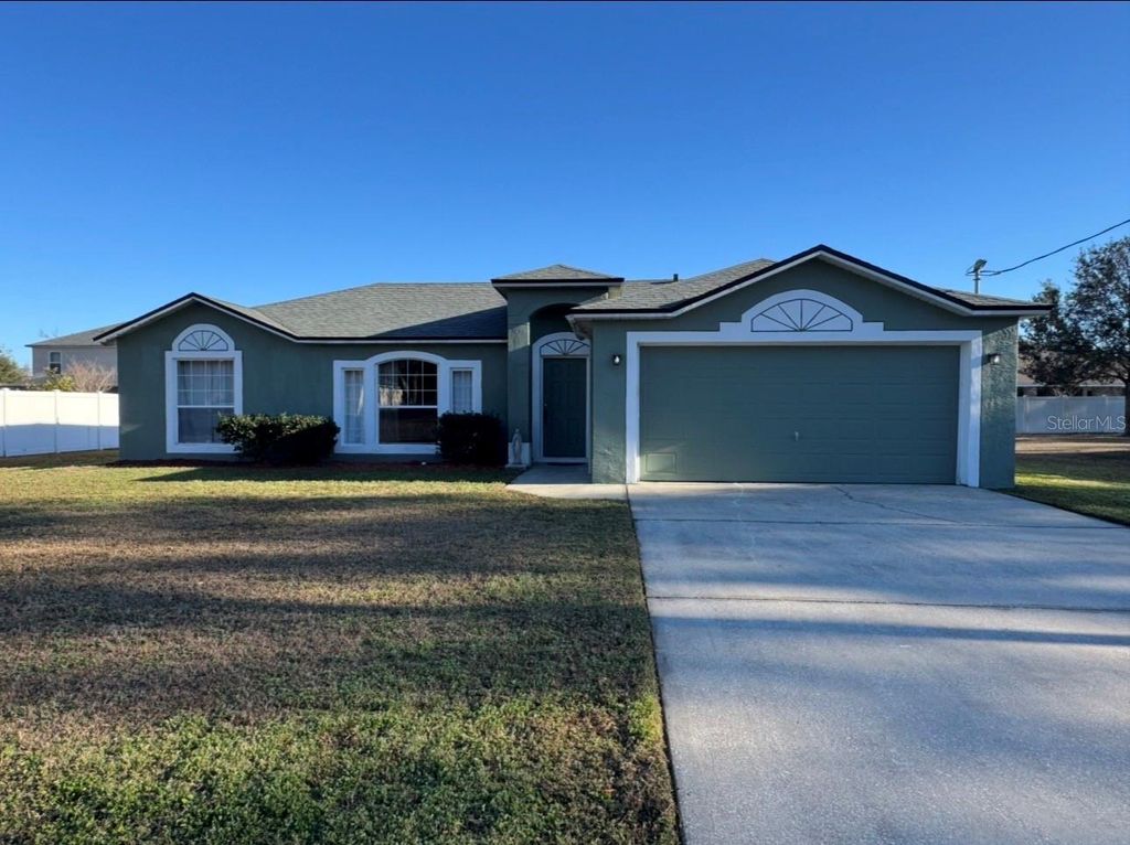 10 SQUIRREL PLACE, Palm Coast, FL 32164
