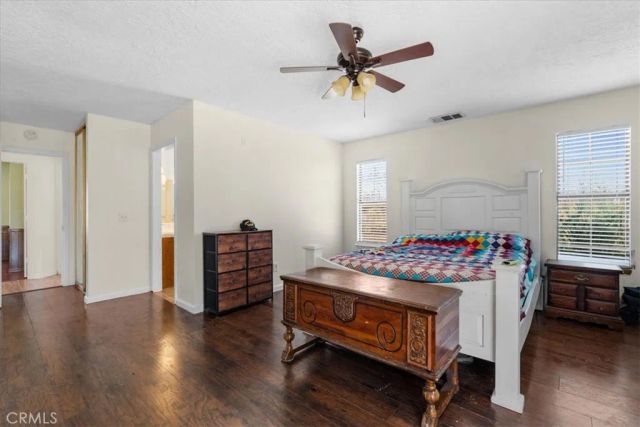 15984 Tinta Road, Apple Valley, CA 92307