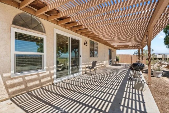 15984 Tinta Road, Apple Valley, CA 92307