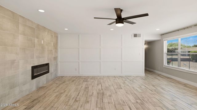 4240 E DESERT CACTUS Street, Phoenix, AZ 85032