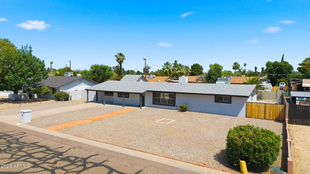 4240 E DESERT CACTUS Street, Phoenix, AZ 85032